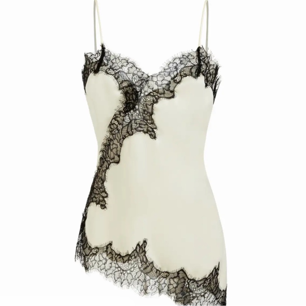 SOLD❌ Cider Cream and Black Lace Accent Top